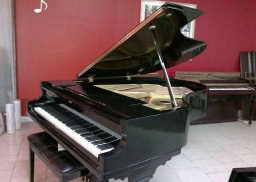 Piano de cola Kimball